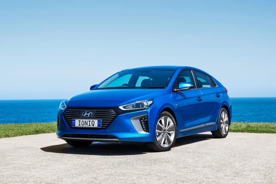  Hyundai IONIQ hybrid (AE) 2018 года  (AU) (фото 10 из 42)